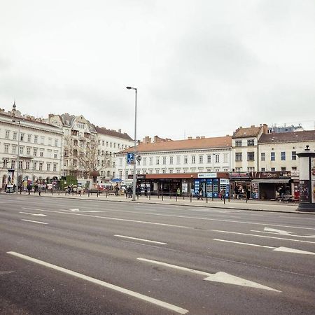 Newly Refurbished Home At Superb Location Budapešť Exteriér fotografie