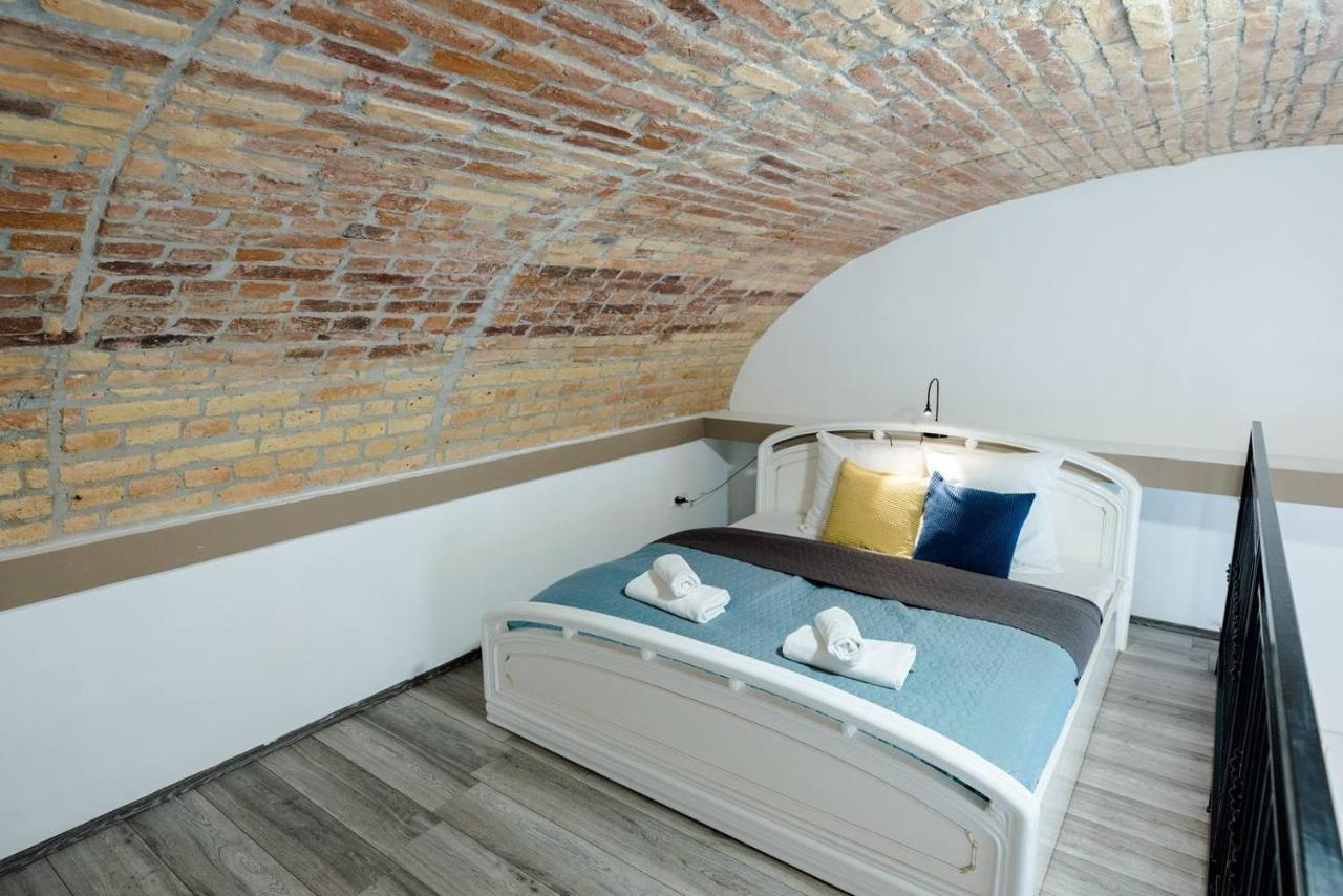 Newly Refurbished Home At Superb Location Budapešť Exteriér fotografie